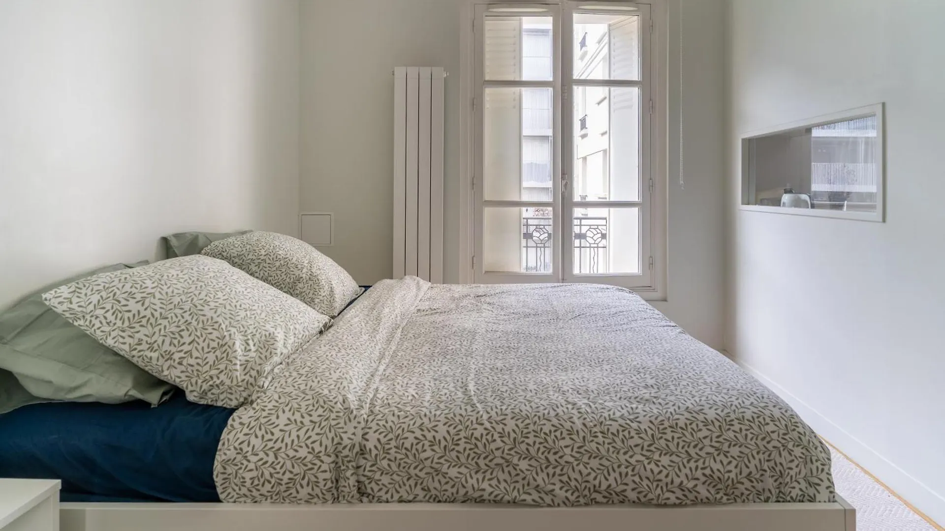 Airy And Stylish 1Bd Flat Ile Saint-Louis Apartment Paris
